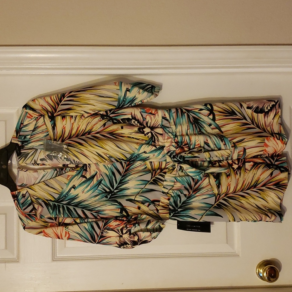 Floral V-Neck Tie Waist Romper